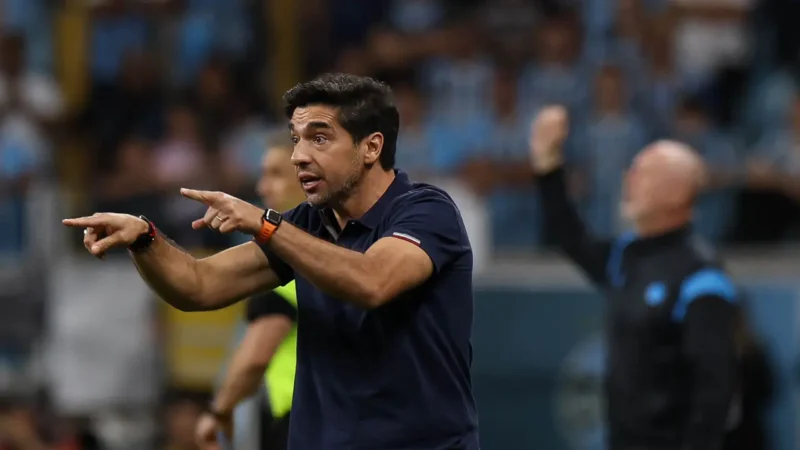 Abel confirma que fica no Palmeiras às vésperas da final da Libertadores