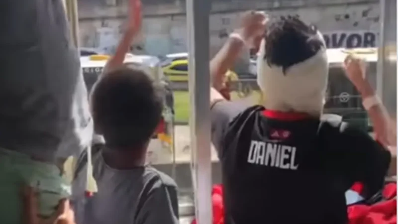 Crianças internadas em hospital no Rio de Janeiro apoiam jogadores do Flamengo no “AeroFla”