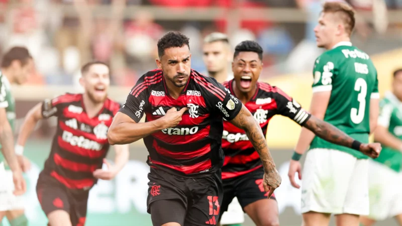 Flamengo bate o Palmeiras e conquista o tetra continental