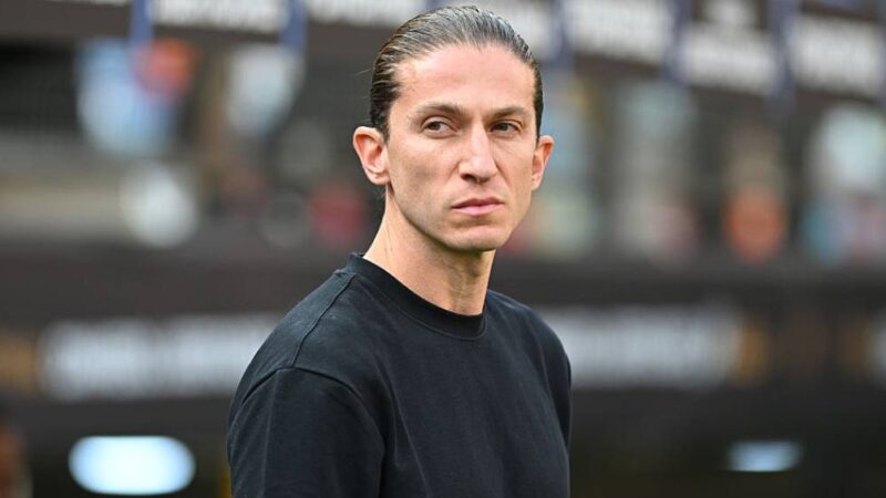 A vitoriosa trajetória de Filipe Luís, que fez história no Rubro-Negro dentro e fora de campo