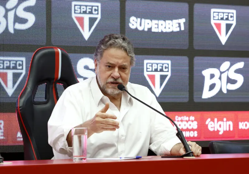 Presidente do São Paulo evita polêmicas sobre fala de Luiz Gustavo: “Vejo com normalidade”
