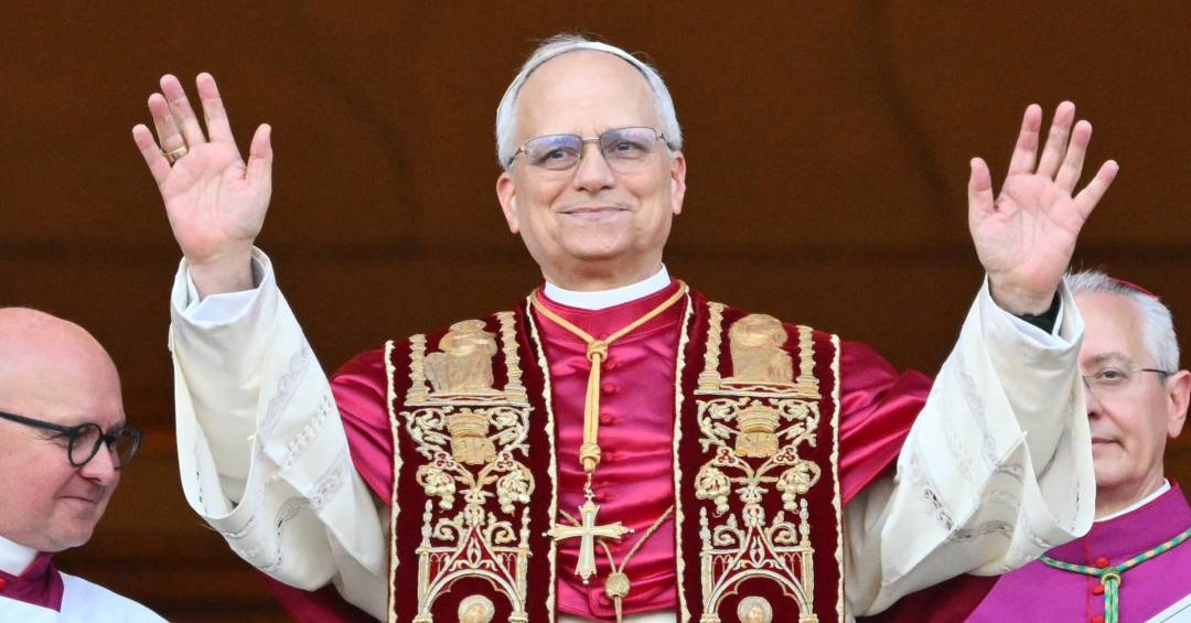 Vogue elege Papa Leão XIV como uma das pessoas mais estilosas em 2025