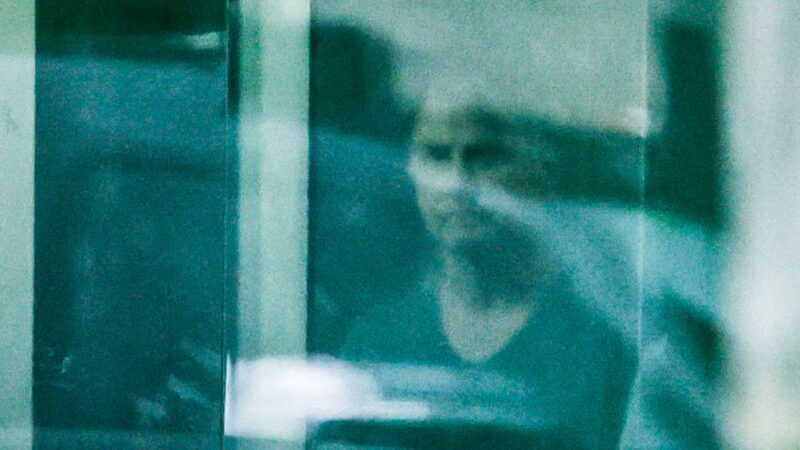 Sob escolta da PF, Bolsonaro passa por nova cirurgia nesta quinta