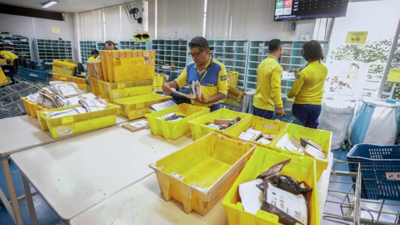 Tesouro veta empréstimo de R$ 20 bilhões aos Correios devido aos juros altos