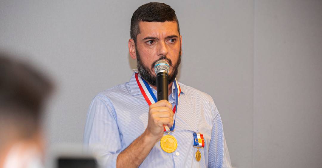 PF prende presidente da Alerj e Gilmar restringe impeachment de ministros do STF