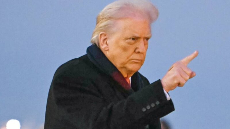 Economia global desacelera em 2025 sob efeito de tarifas, incerteza geopolítica e custos