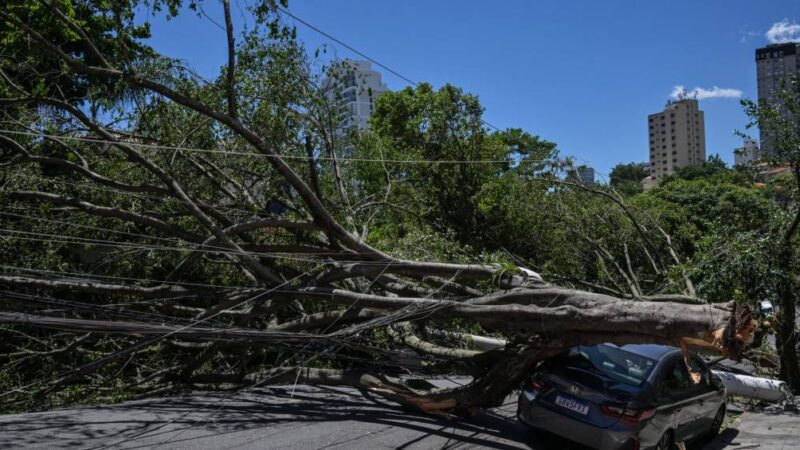 Após determinação da Justiça, Enel fala em normalizar a energia até domingo