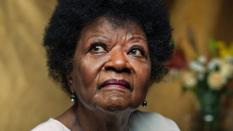 A relação de Caetano Veloso com Alaíde Costa, que completa 90 anos