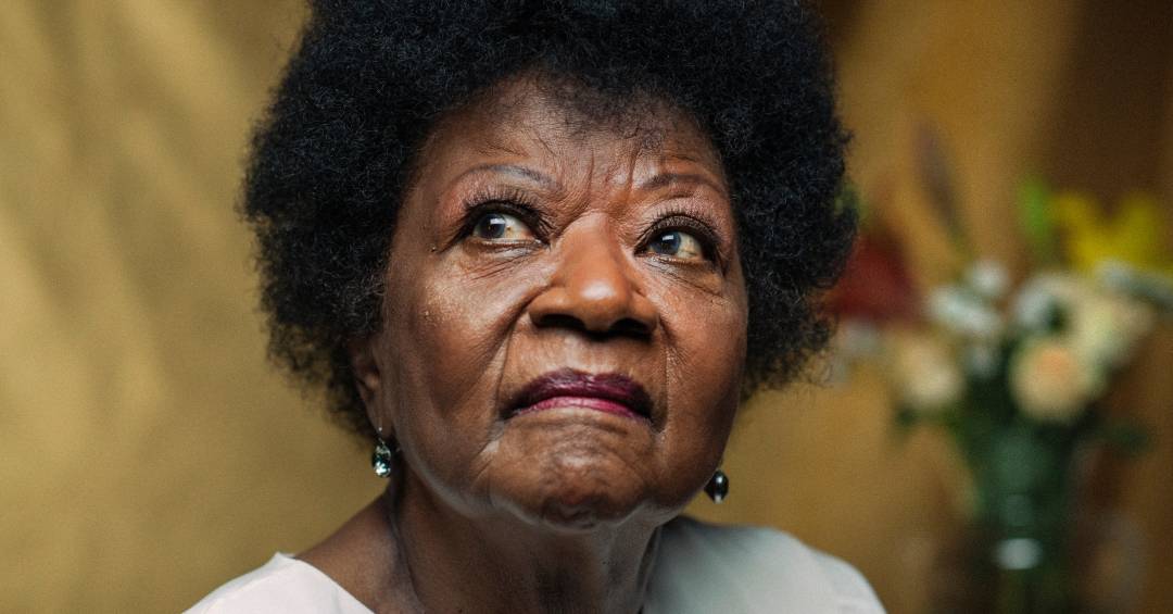 A relação de Caetano Veloso com Alaíde Costa, que completa 90 anos