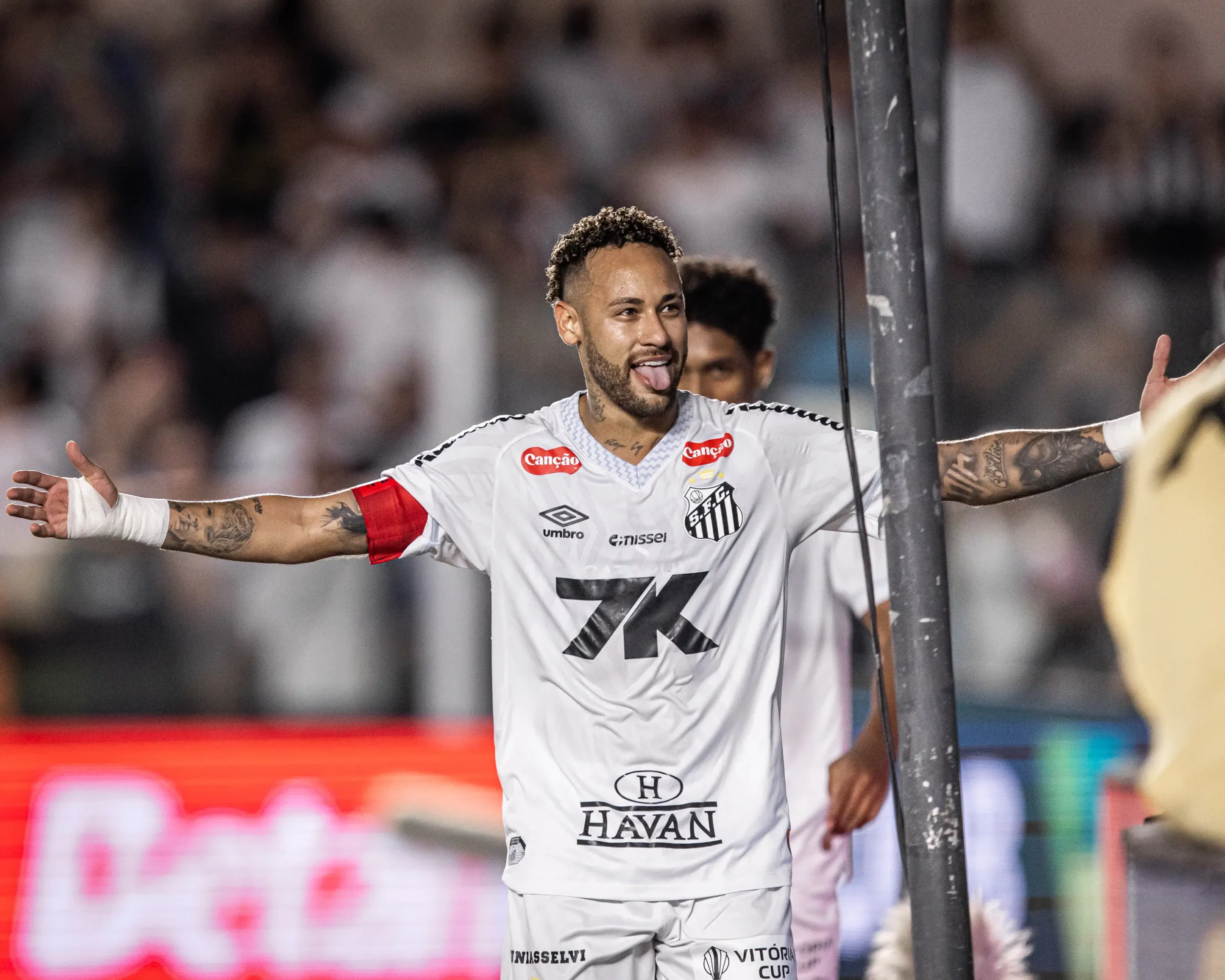 Ancelotti diz que Neymar precisa estar 100% fisicamente para ir à Copa do Mundo