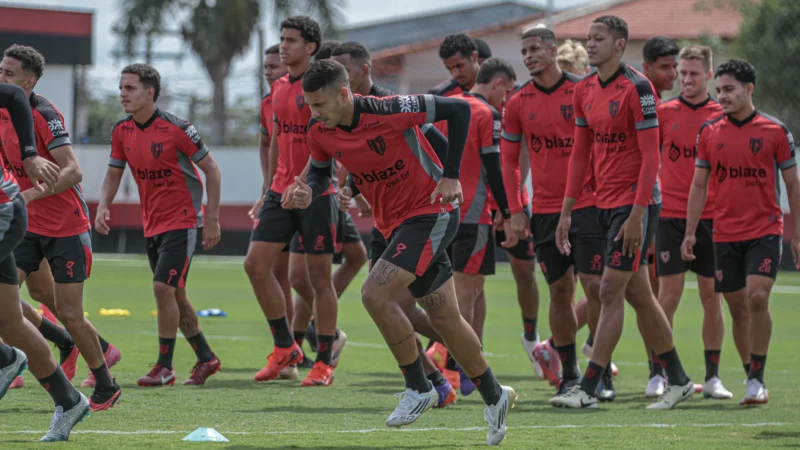 Após temporada abaixo do esperado, Atlético-GO inicia reformulação do elenco
