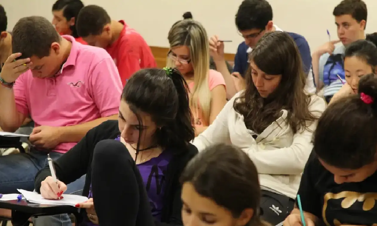 Câmara de Rio Verde lança concurso público com 108 vagas e salários de até R$ 7,6 mil