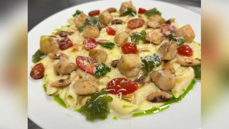 Chef cria receita de massa com pequi a pedido do embaixador da Itália, em visita a Goiânia