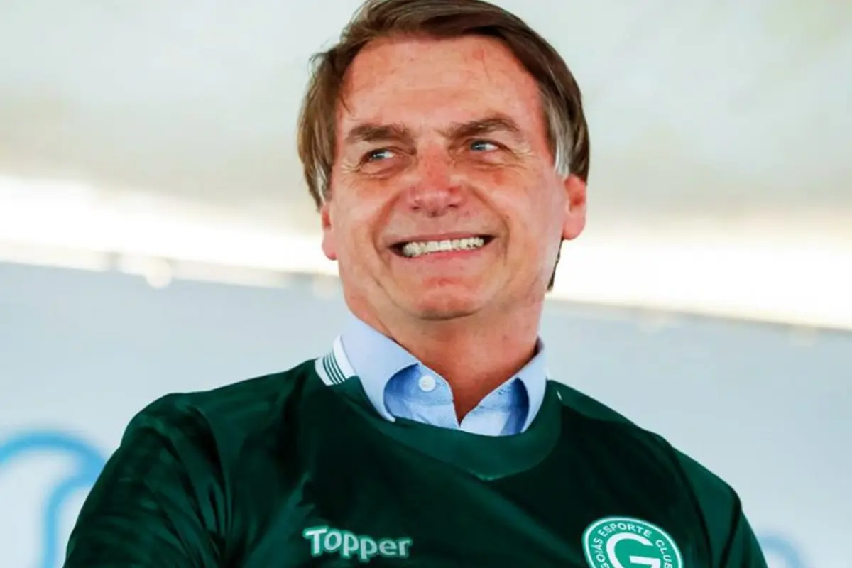 Cirurgia de Bolsonaro aconteceu dentro do previsto e sem intercorrências, diz médico