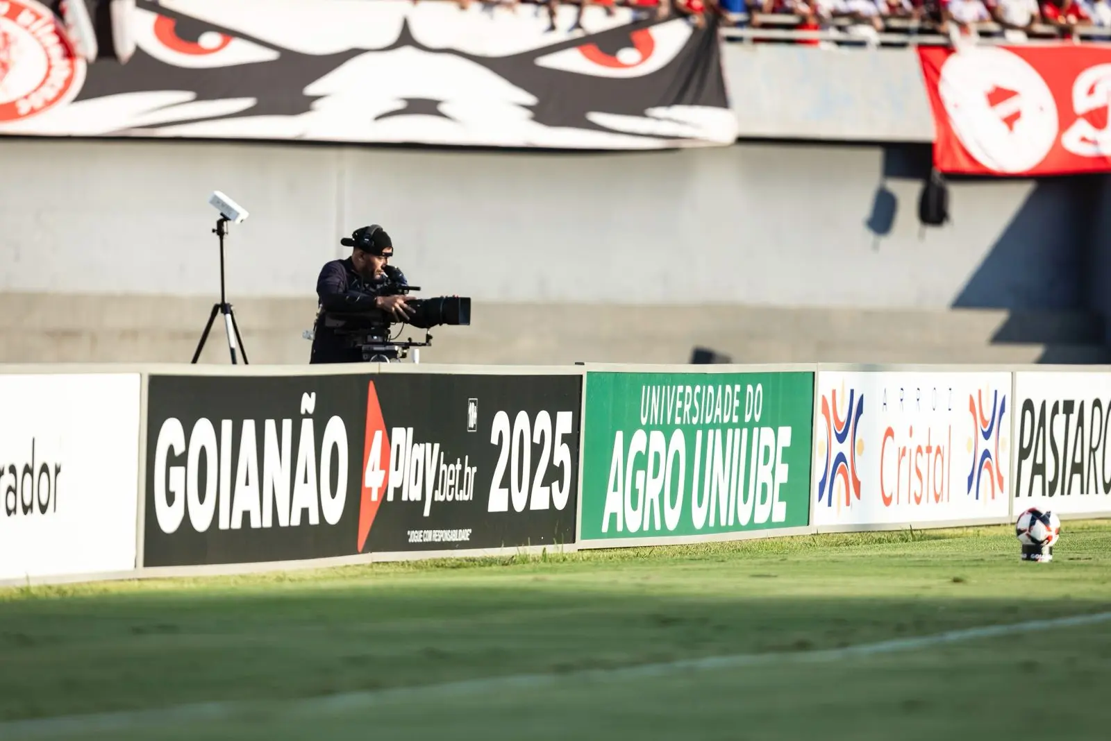 Confira quanto cada clube do Goianão faturou em 2025 com direitos de transmissão