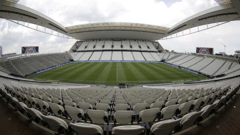 Corinthians oferece naming rights de estádio para abater dívida com a Caixa