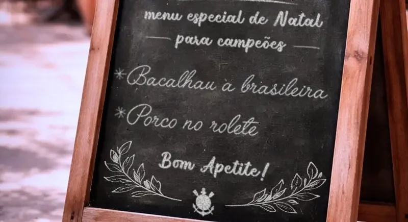 Corinthians provoca Palmeiras e Vasco ao sugerir pratos para a ceia do Natal