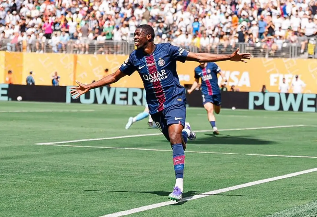 Dembélé leva o prêmio The Best de melhor jogador da temporada