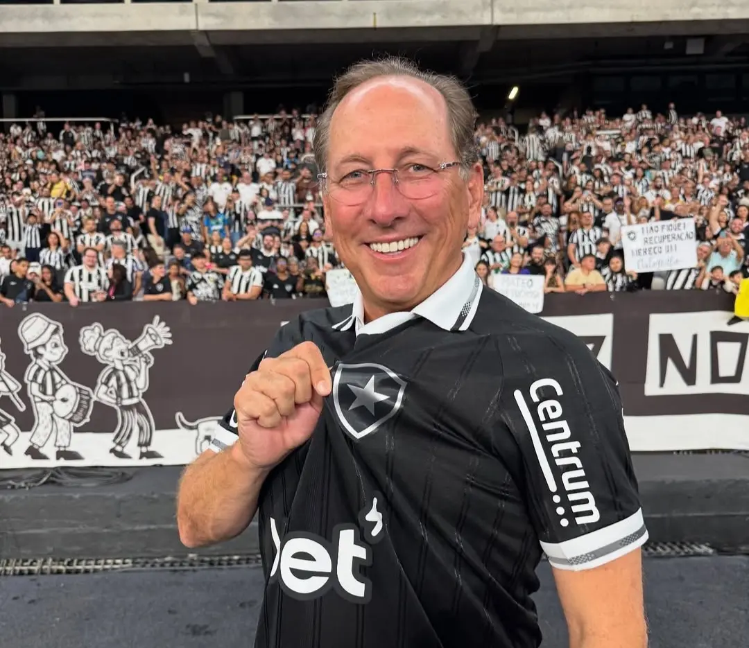 Depois de reclamar da arbitragem, Textor celebra Libertadores de cariocas: ‘Nova capital do futebol’
