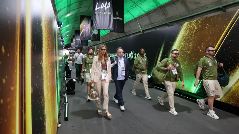 “Estou calma mas triste”, desabafa Leila Pereira após derrota do Palmeiras na final da Libertadores