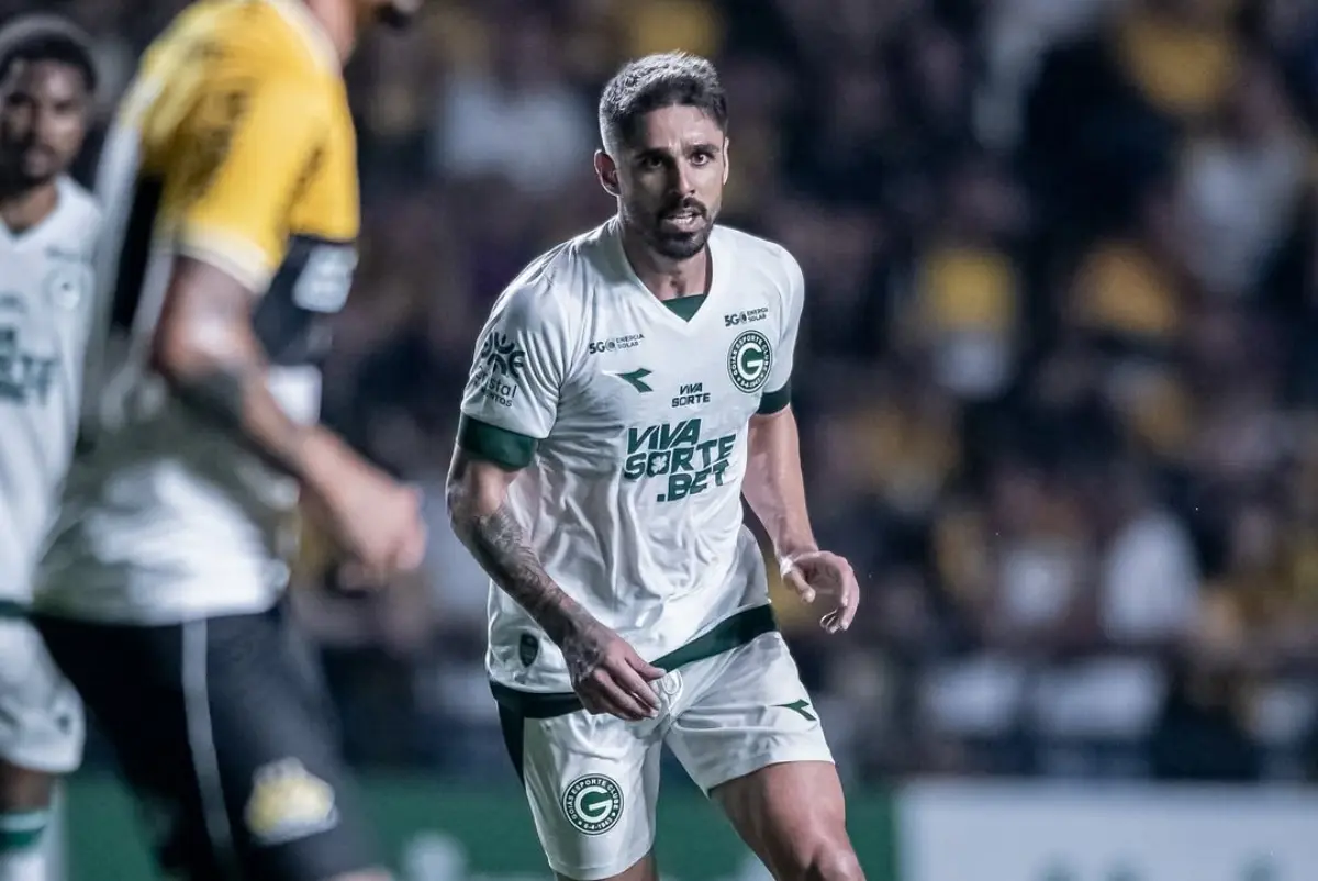 Ex-Goiás, meia Rafael Gava é anunciado pelo Botafogo-SP