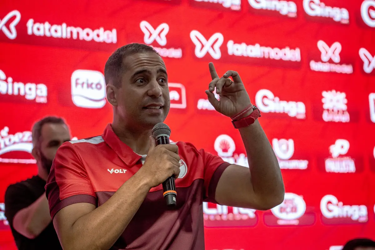 “Fui o presidente mais abençoado da história desse clube”, diz Hugo Jorge Bravo em despedida da presidência do Vila Nova