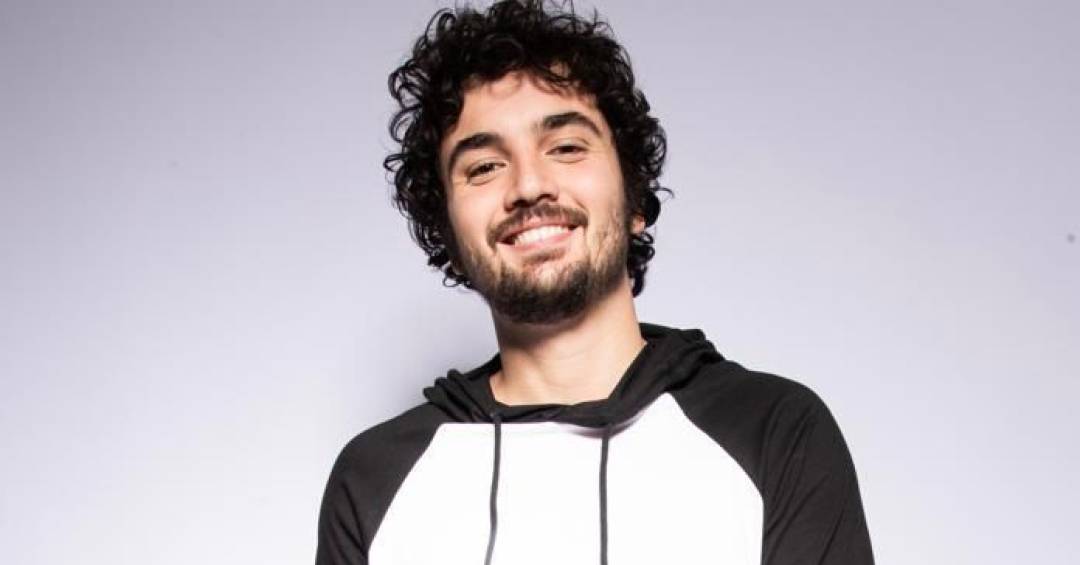 Ator da TV Globo protagoniza filme sobre luto ao perder a mãe