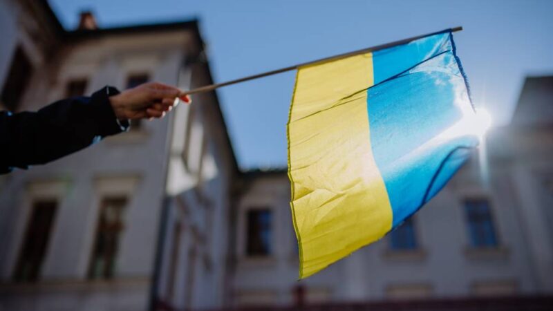 Ataque de mísseis russos a Ucrânia deixa 8 mortos e 27 feridos