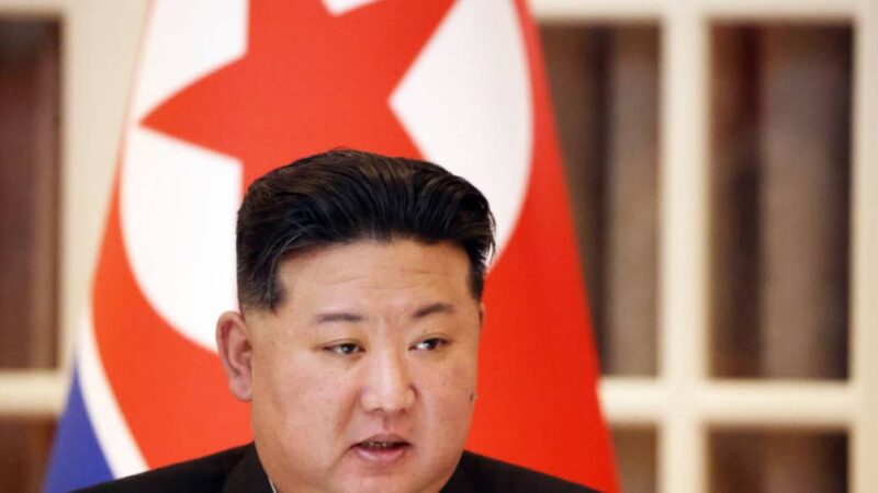 Rússia e Coreia do Sul se reuniram secretamente para discutir arsenal nuclear da Coreia do Norte, diz agência