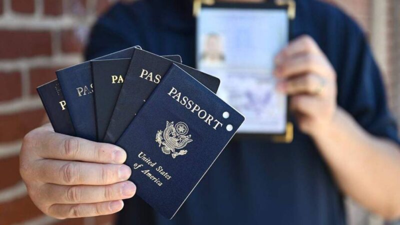 Governo Trump suspende processamento de pedidos de imigração para 19 países