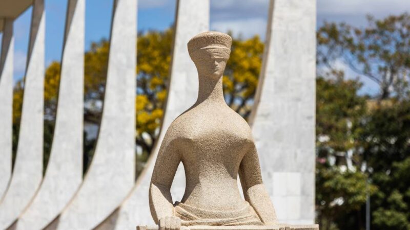 Uma perigosa hipertrofia institucional | VEJA