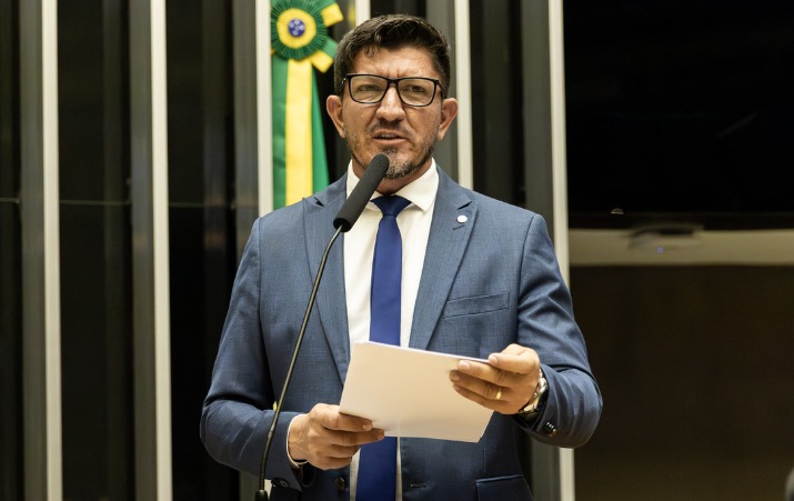 Glaustin cobra agilidade de projeto que beneficia mães atípicas