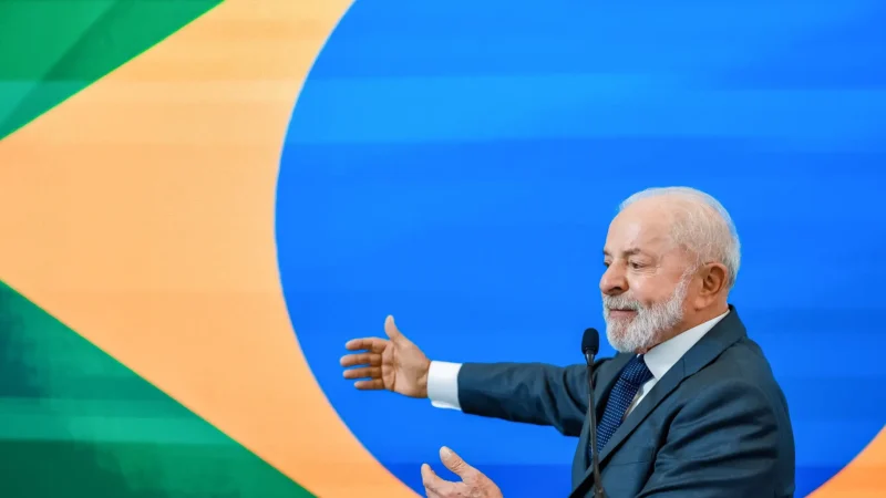 Governo vai propor jornada 5×2 com limite de 40 horas semanais