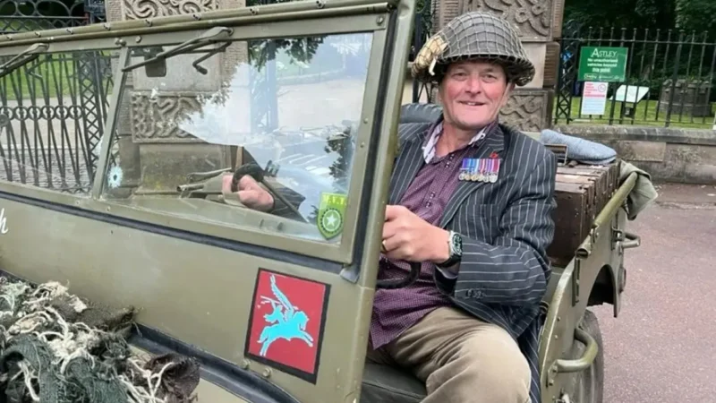 Herói do exército morre após briga por asas de frango