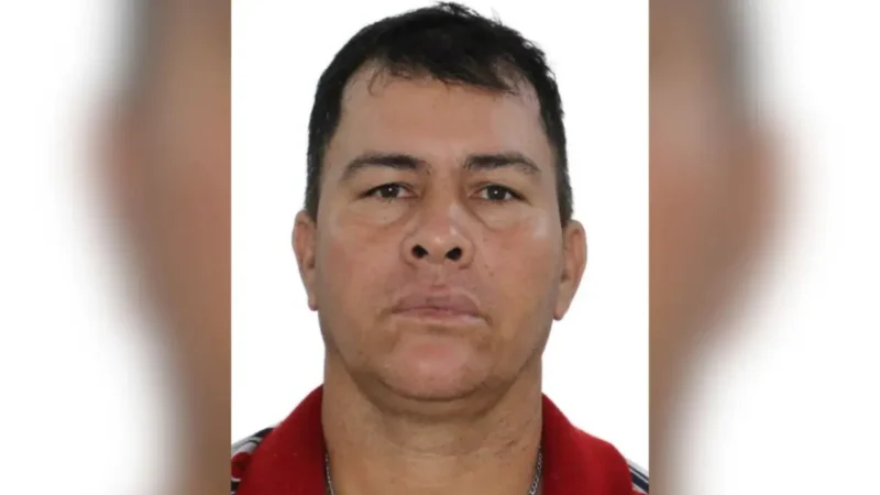 Homem morre atropelado pelo próprio caminhão na garagem de casa em Anápolis