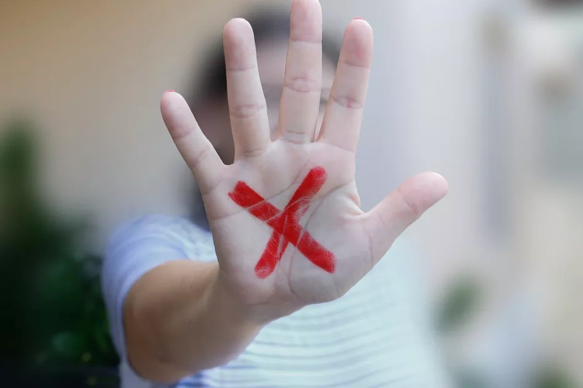 Homem suspeito de perseguir a ex é preso escondido na casa da mãe, em Cachoeira Alta