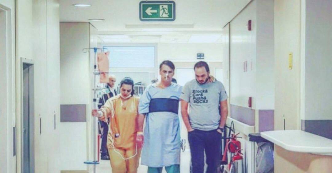 Bolsonaro volta a ter soluços mesmo após novos procedimentos, diz Carlos