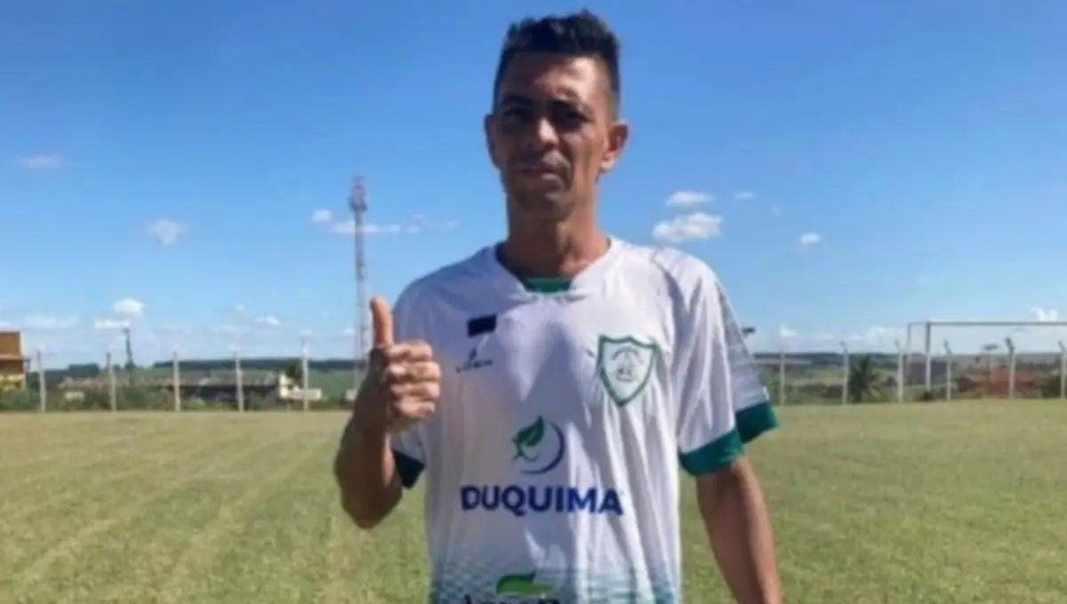 Jogador de futebol amador é morto em bar de Buriti Alegre