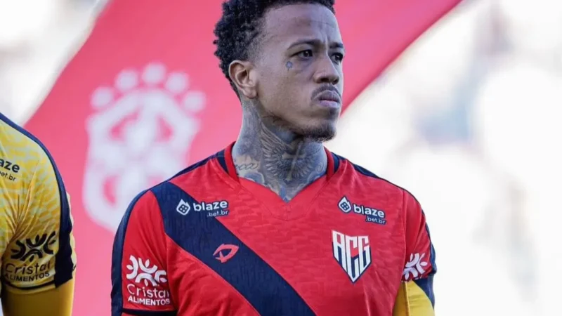 Luizão deixa Atlético-GO e vai reforçar rival na Série B