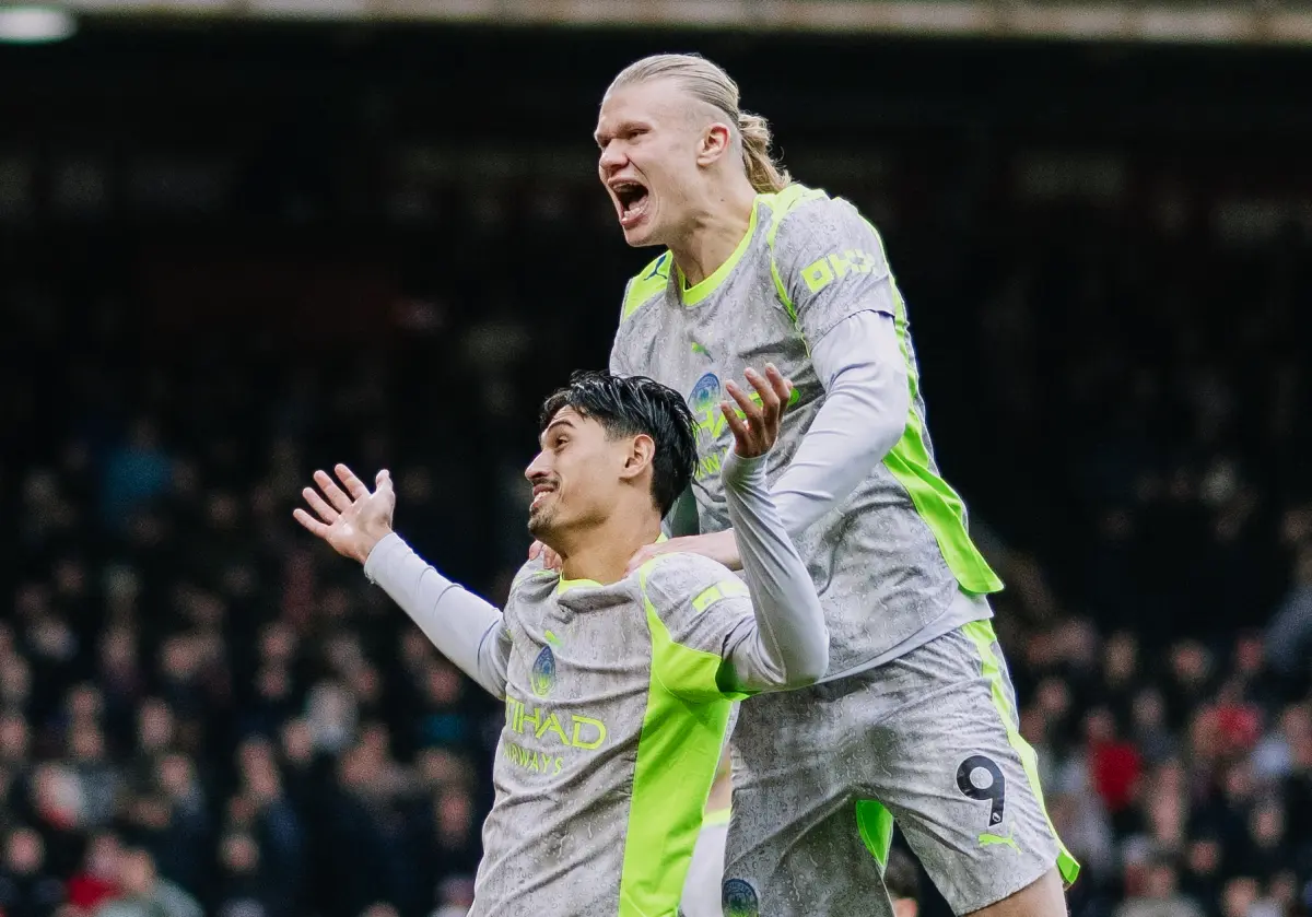 Manchester City sofre mas supera o Forest e briga pela ponta no Inglês