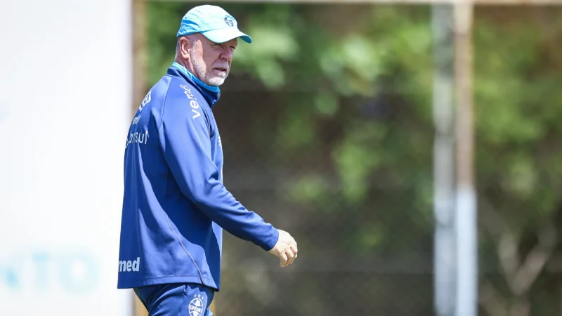 Mano Menezes se despede do Grêmio e não segue para 2026