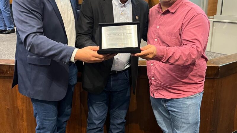 Montes Claros de Goiás recebe homenagem por transparência