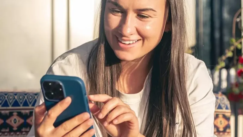 Mulher troca ChatGPT por homem real; entenda caso de amor