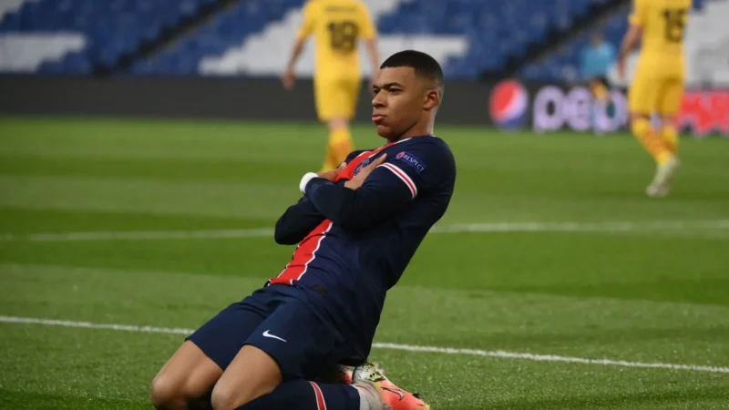 PSG é condenado a pagar R$ 389 milhões a Kylian Mbappé em disputa judicial