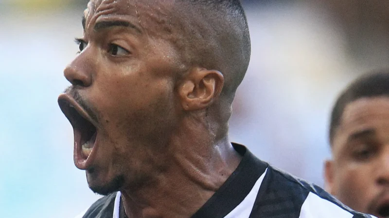 Palmeiras tenta contratação de ex-volante do Atlético-GO, diz jornalista