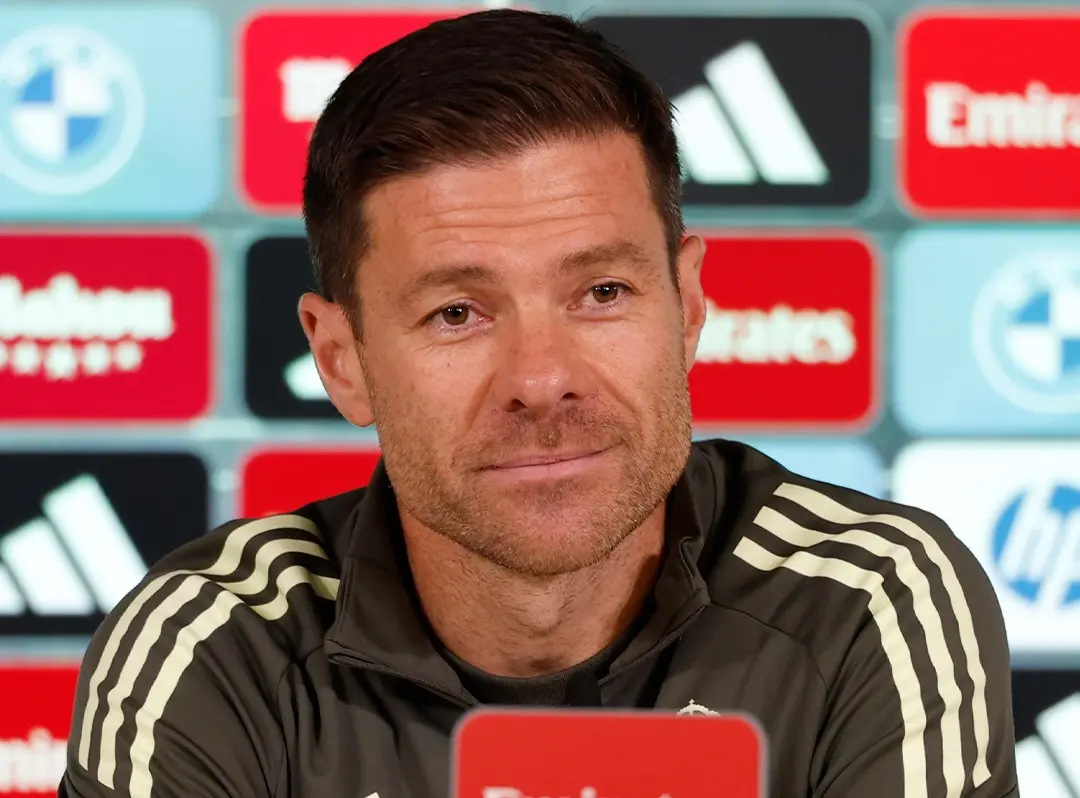 ‘Por um fio’: Xabi Alonso balança no cargo de treinador do Real Madrid e pode ser demitido caso perca próximo jogo