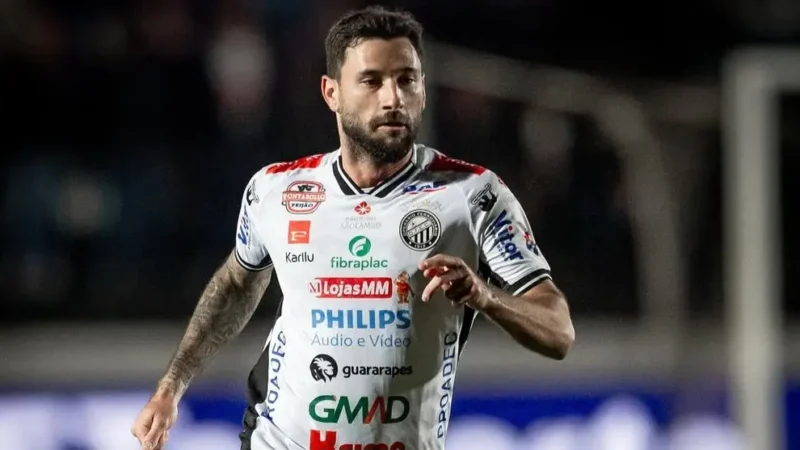 Pretendido pelo Goiás, Boschilia renova com o Operário-PR