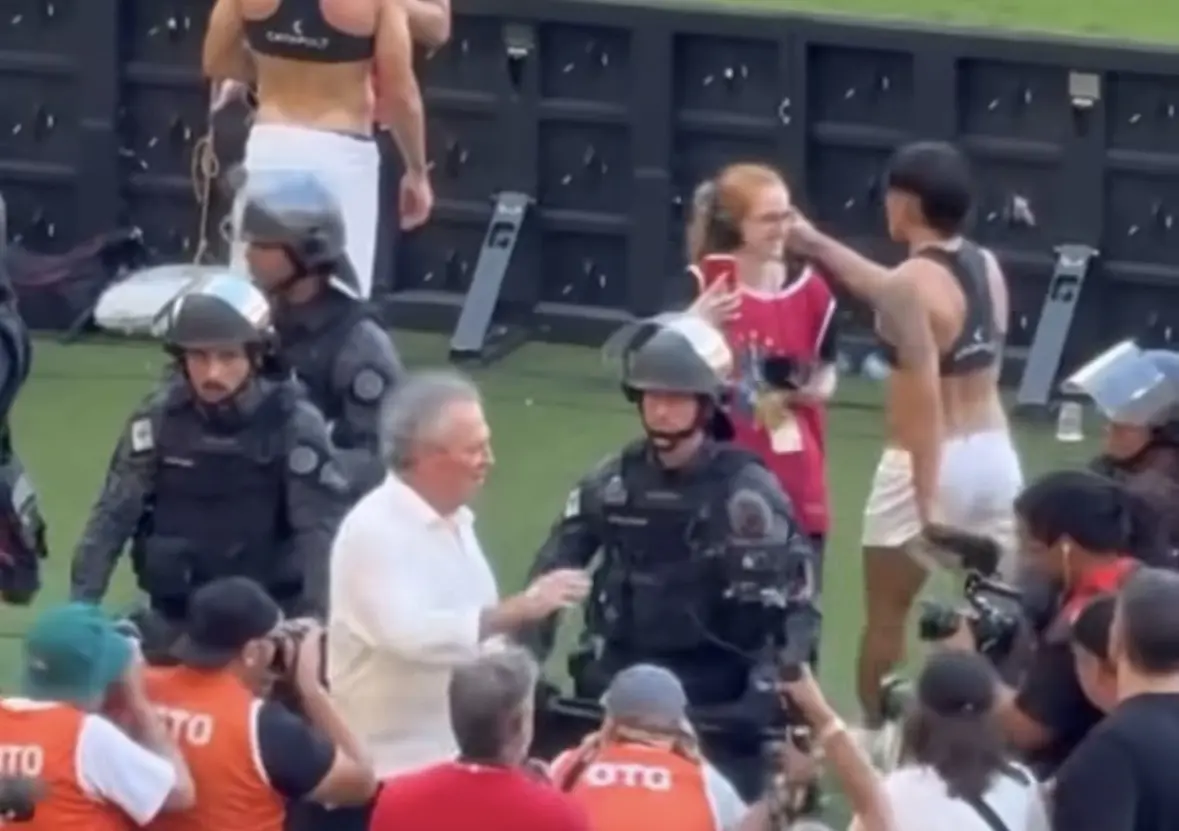Repórter relata intimidação do lateral Bernabei após vitória do Internacional, no Beira Rio