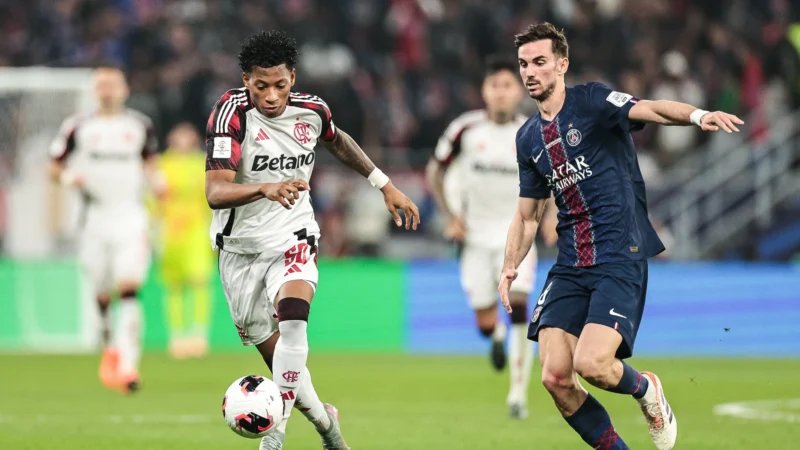 Safonov brilha nos pênaltis, Paris Saint-Germain supera o Flamengo e conquista a Copa Intercontinental