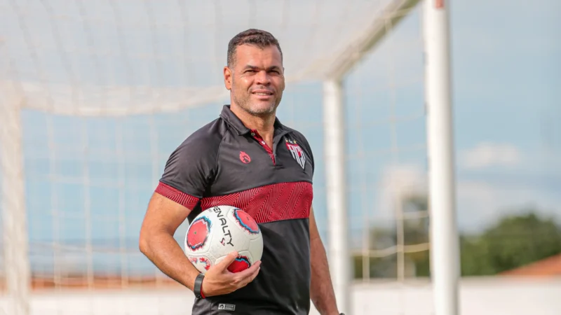 Saiba mais sobre Marcos Medeiros, o novo preparador de goleiros do Goiás